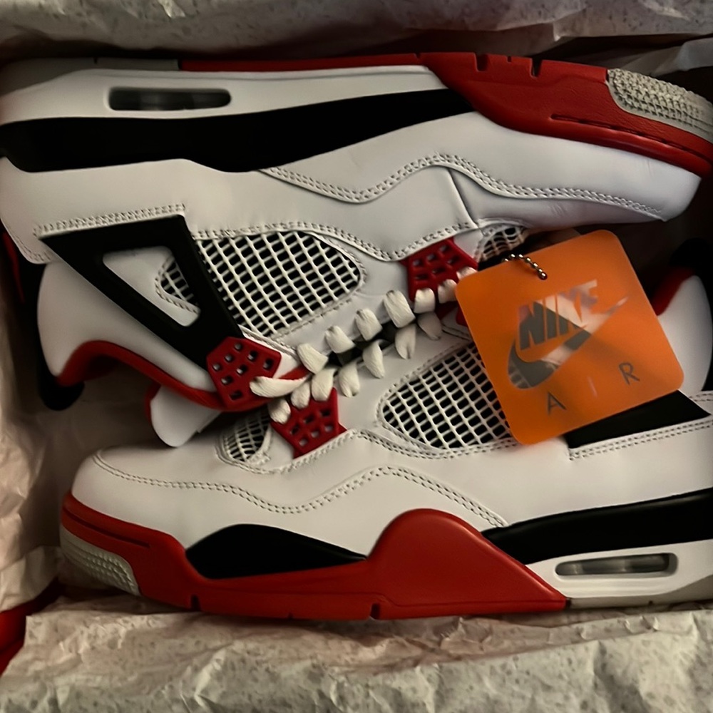 Jordan Retro 4s Fire Red🔥